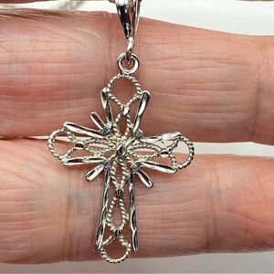 Silver Tone Christian Cross Fancy Necklace 18" chain